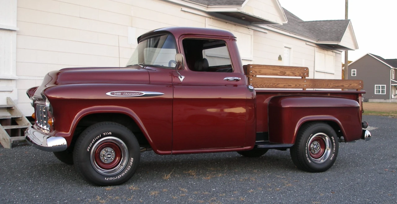 1957 Chevrolet Task Force - Image 17 of 31
