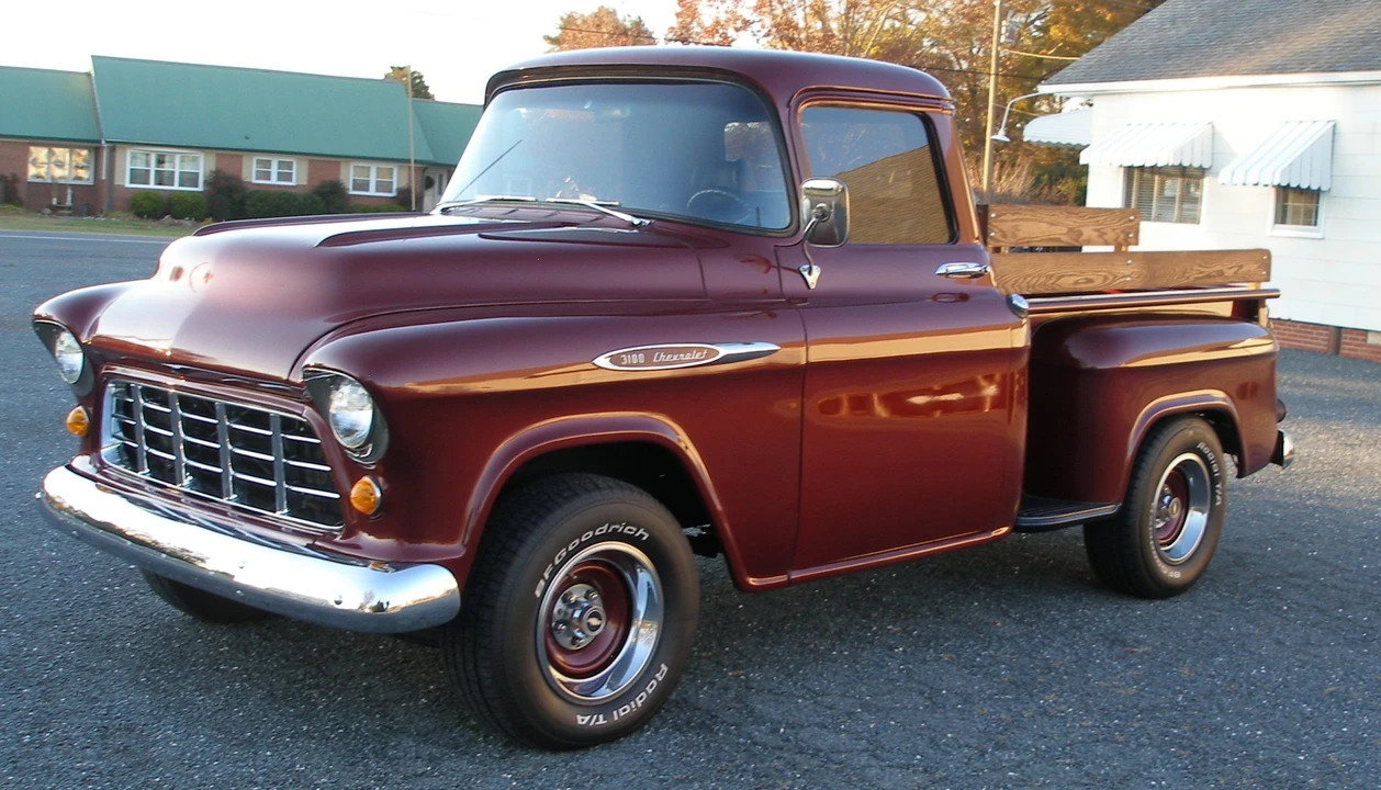 1957 Chevrolet Task Force - Image 4 of 31