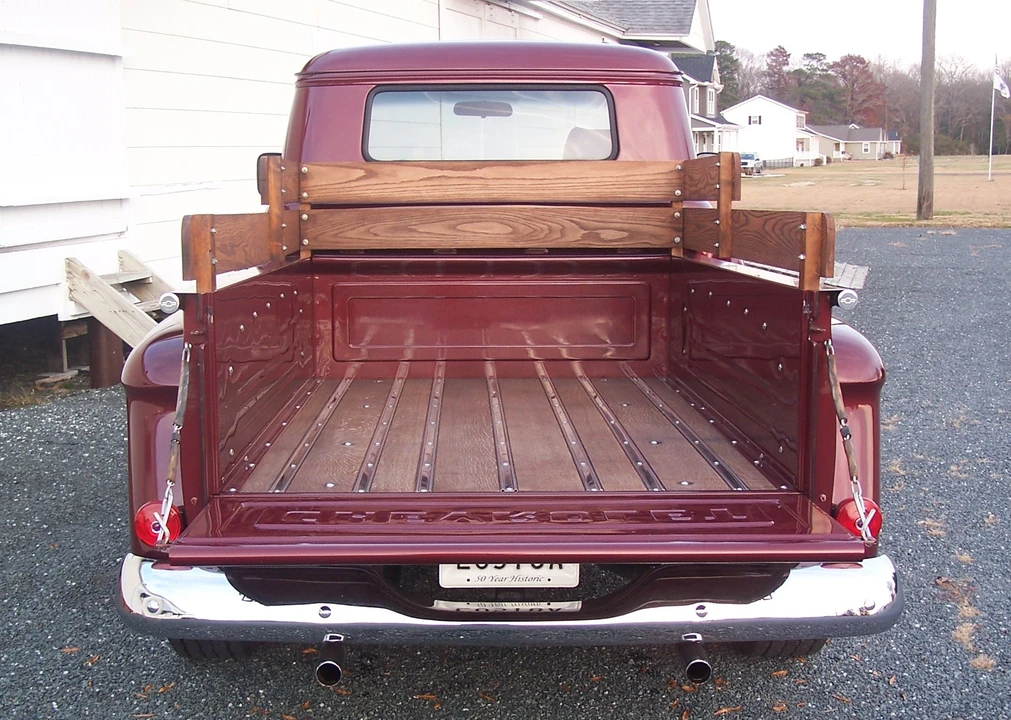1957 Chevrolet Task Force - Image 27 of 31
