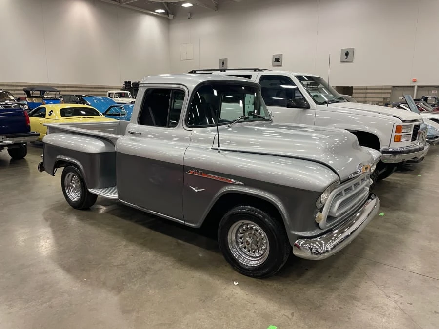 1957 Chevrolet Task Force - Image 2 of 4