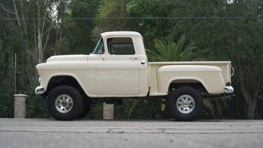 1957 Chevrolet Task Force - Image 14 of 15
