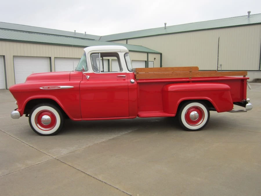 1957 Chevrolet Task Force - Image 7 of 8