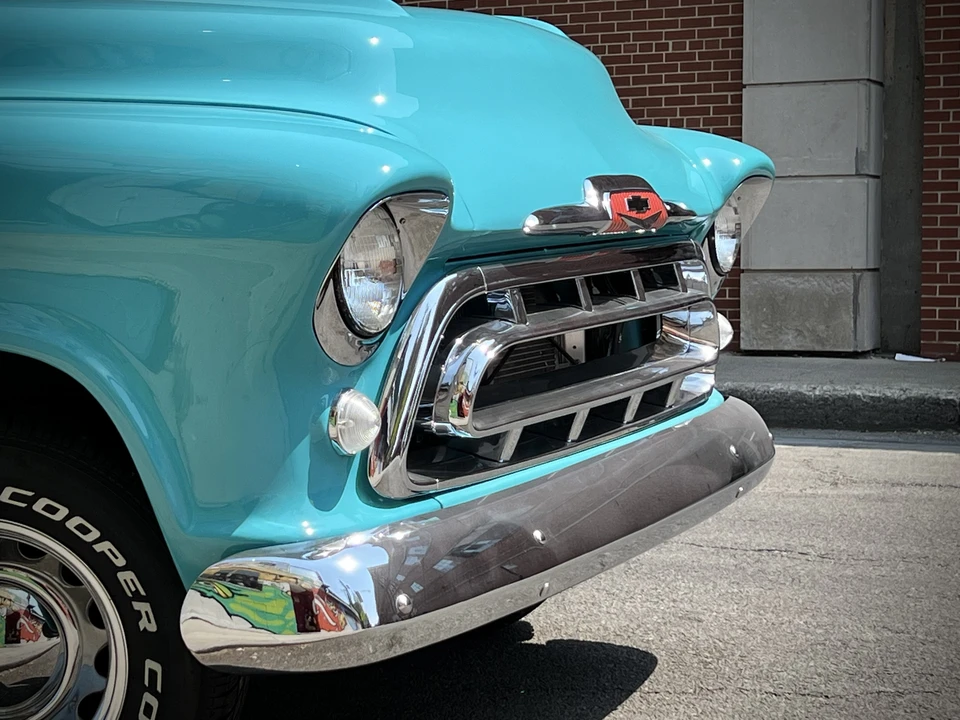 1957 Chevrolet Task Force - Image 15 of 31