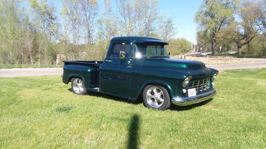 1957 Chevrolet Task Force - Image 7 of 10