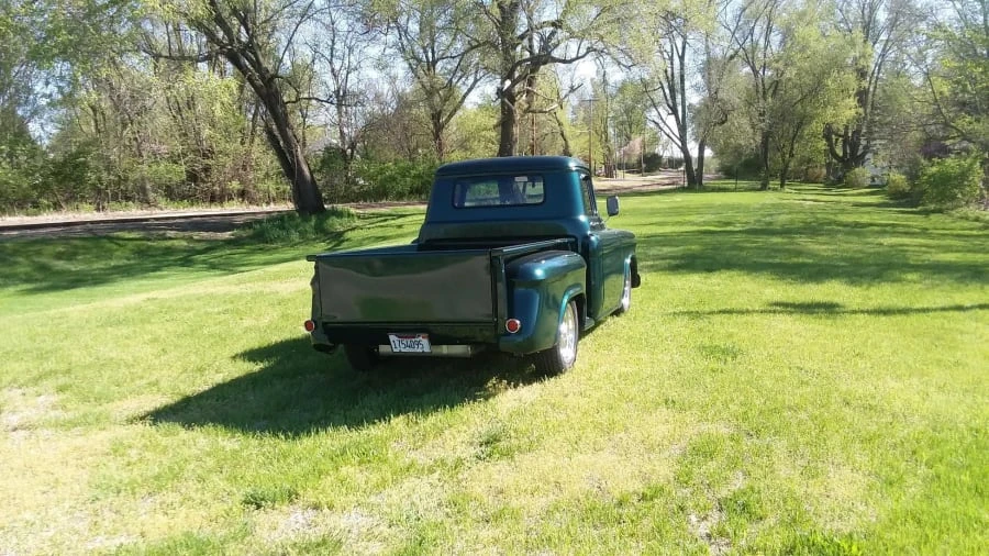 1957 Chevrolet Task Force - Image 8 of 10