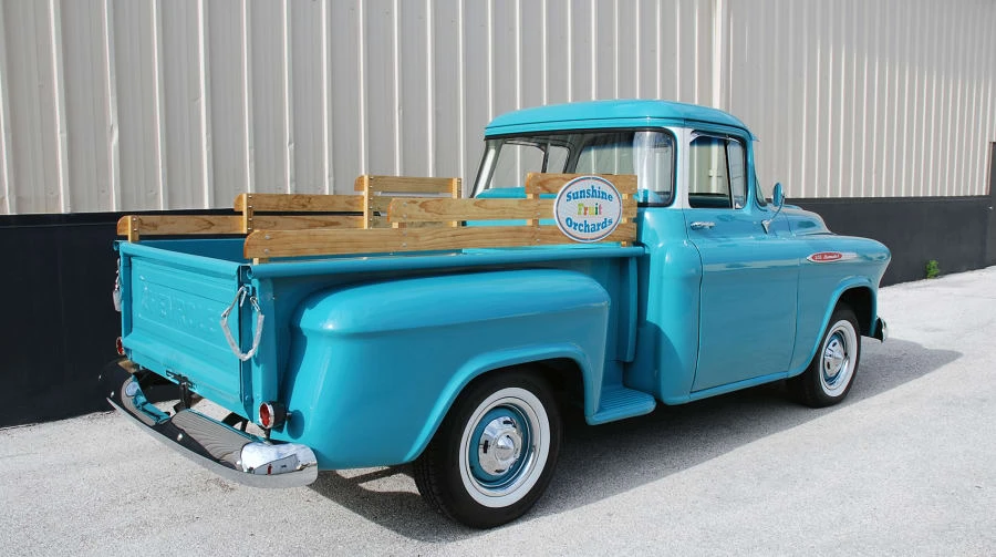 1957 Chevrolet Task Force - Image 9 of 10