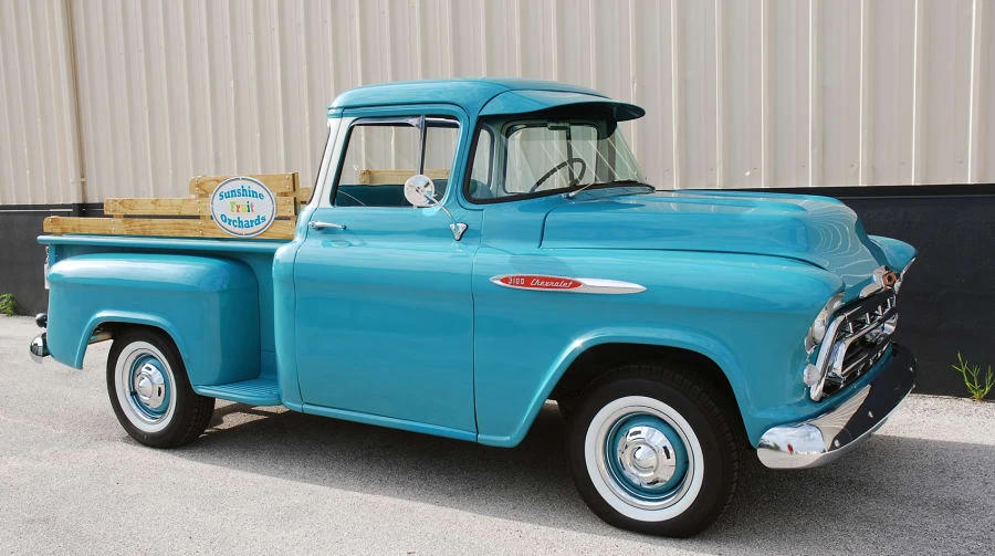 1957 Chevrolet Task Force - Image 10 of 10