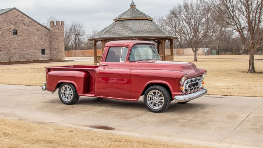 1957 Chevrolet Task Force - Image 19 of 31