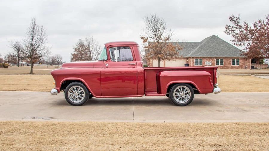 1957 Chevrolet Task Force - Image 27 of 31