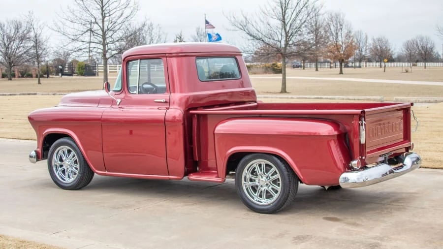 1957 Chevrolet Task Force - Image 22 of 31