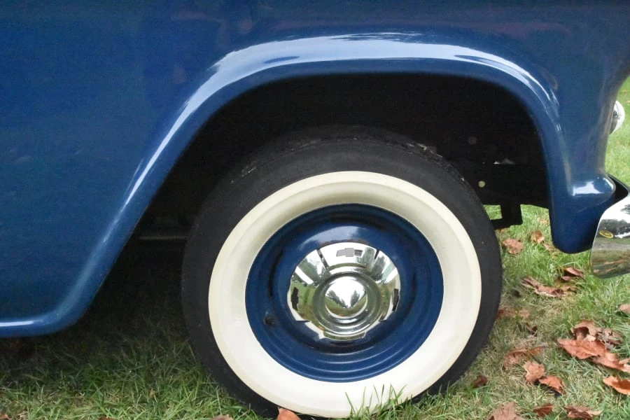 1957 Chevrolet Task Force - Image 10 of 11