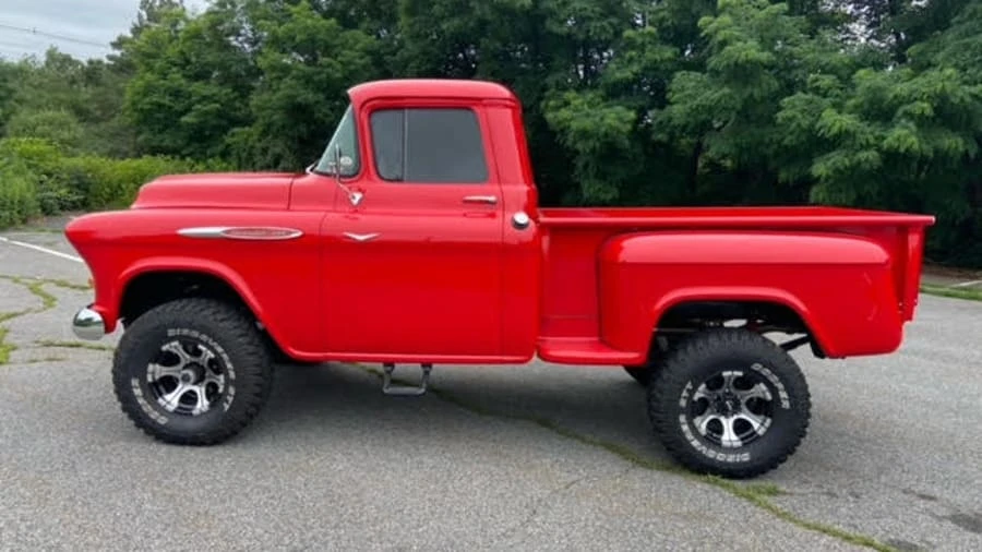 1957 Chevrolet Task Force - Image 2 of 10
