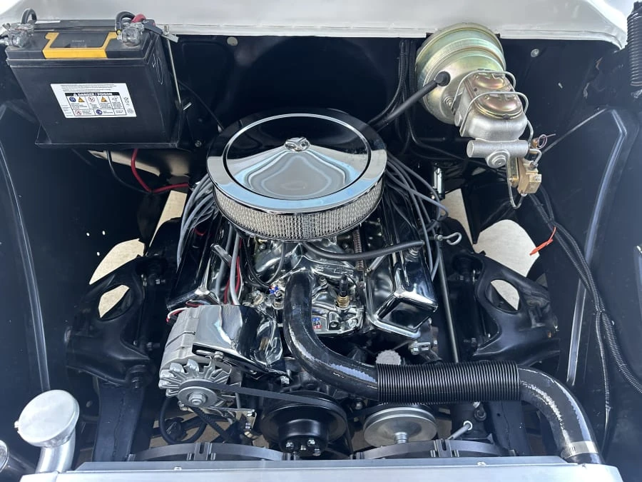 1957 Chevrolet Task Force - Image 20 of 30