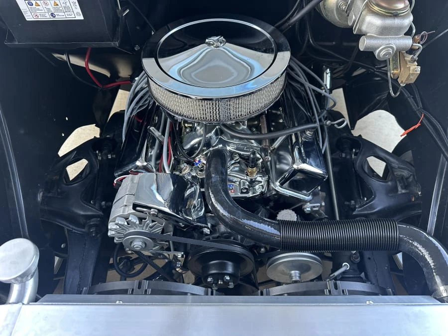 1957 Chevrolet Task Force - Image 21 of 30