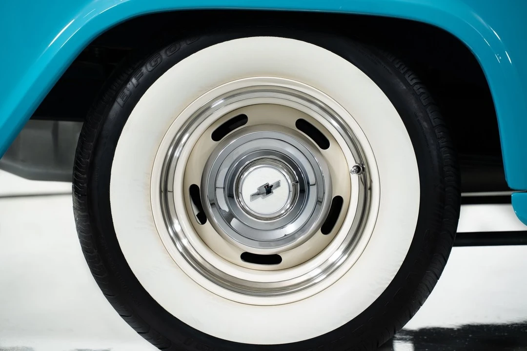 1957 Chevrolet Task Force - Image 15 of 31