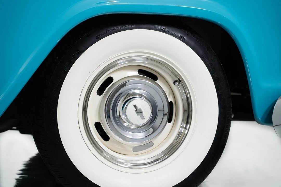 1957 Chevrolet Task Force - Image 17 of 31