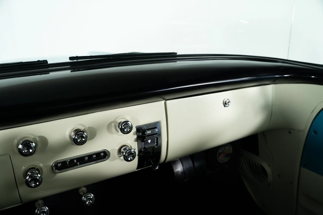 1957 Chevrolet Task Force - Image 30 of 31