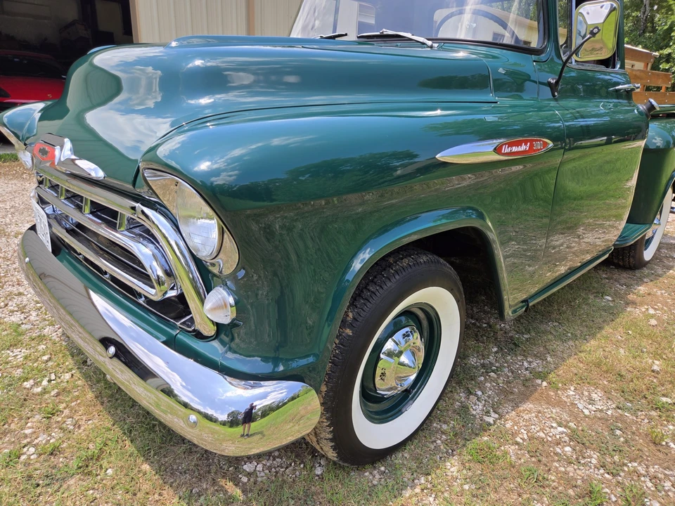1957 Chevrolet Task Force - Image 26 of 31
