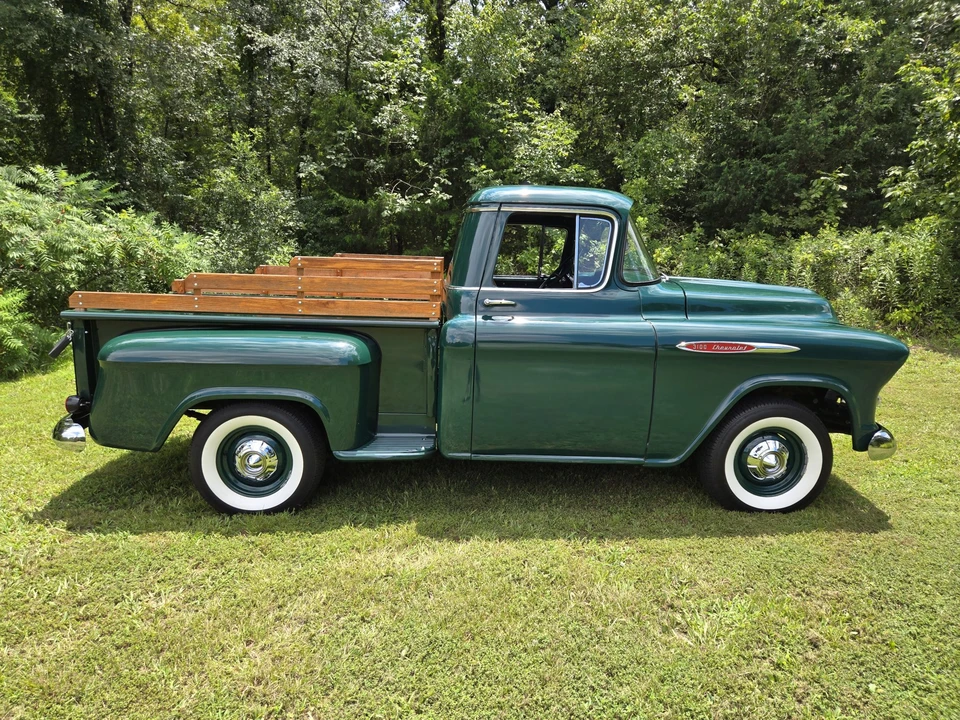 1957 Chevrolet Task Force - Image 20 of 31