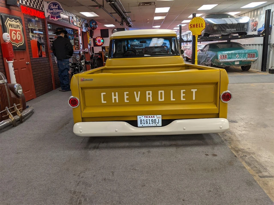 1957 Chevrolet Task Force - Image 10 of 31