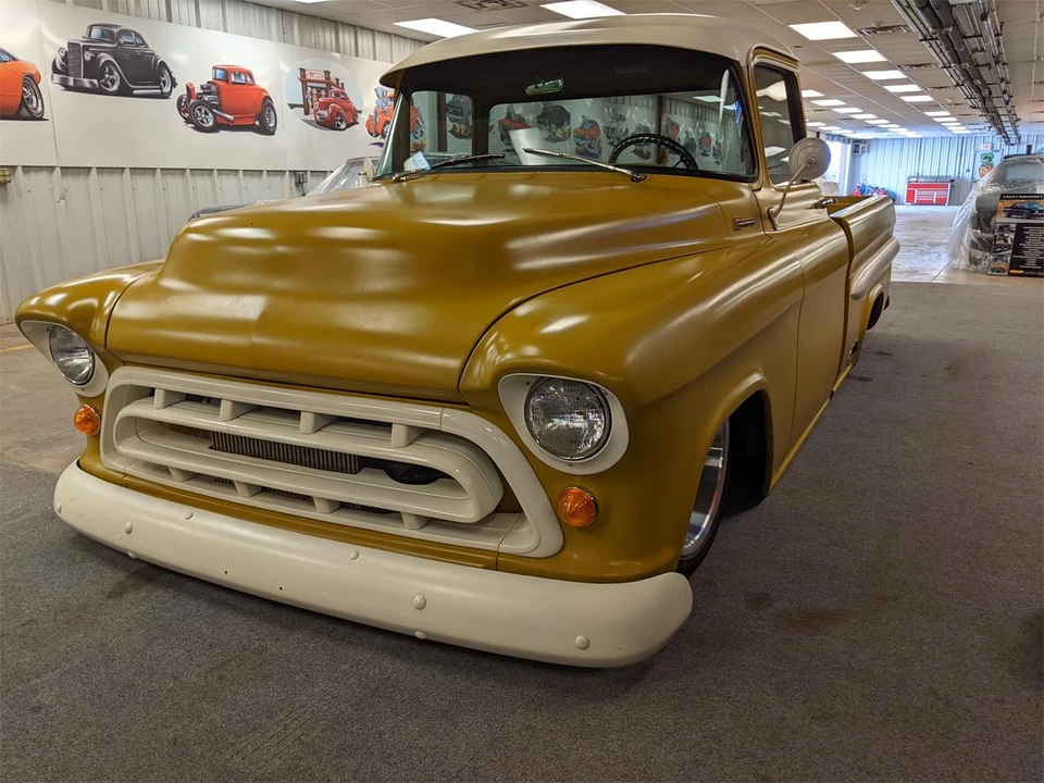 1957 Chevrolet Task Force - Image 5 of 31