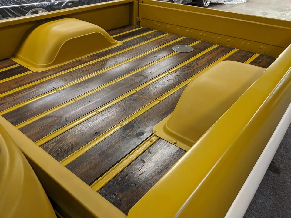 1957 Chevrolet Task Force - Image 15 of 31