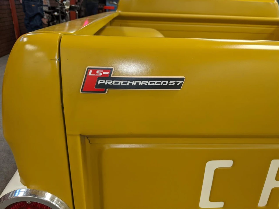 1957 Chevrolet Task Force - Image 7 of 31