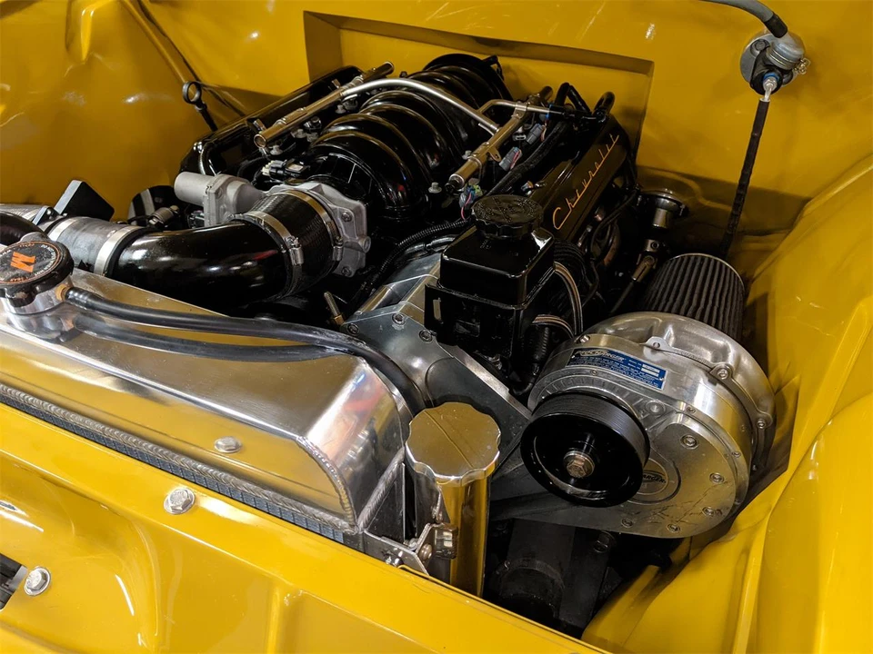 1957 Chevrolet Task Force - Image 23 of 31