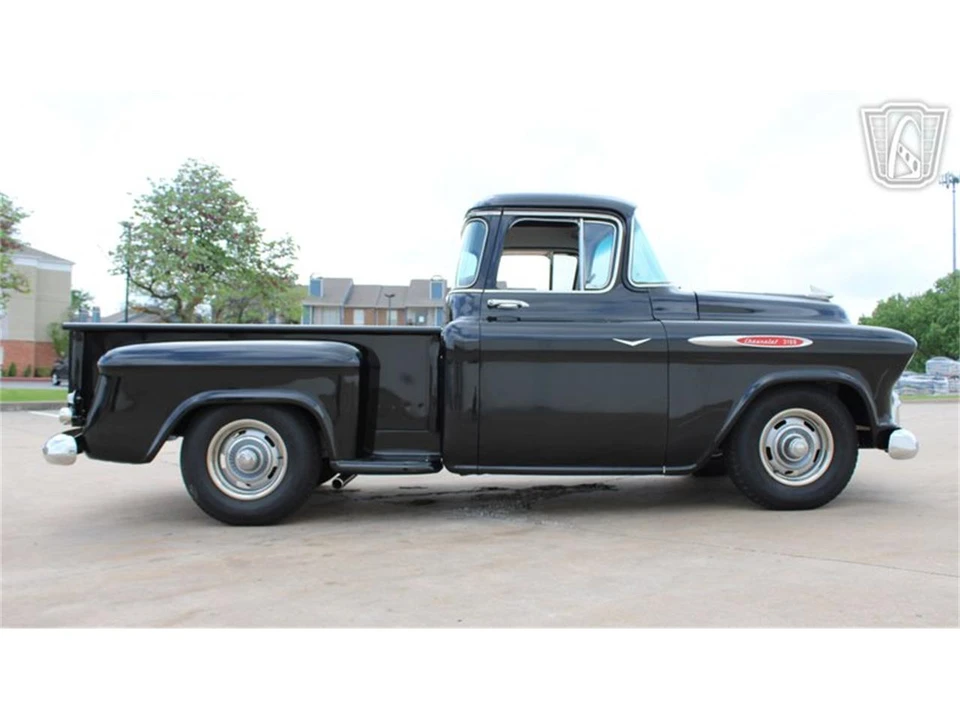 1957 Chevrolet Task Force - Image 4 of 31
