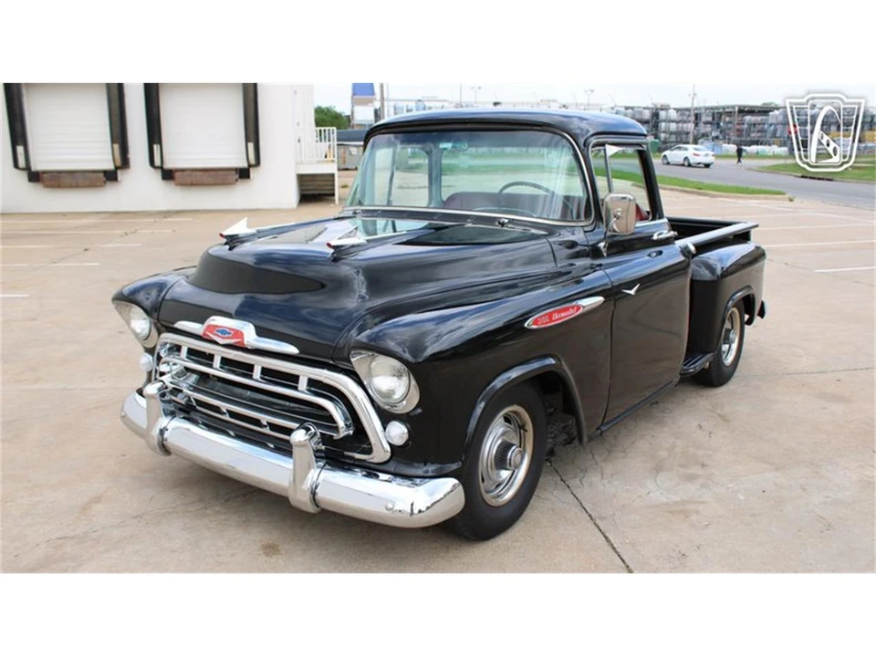 1957 Chevrolet Task Force - Image 25 of 31