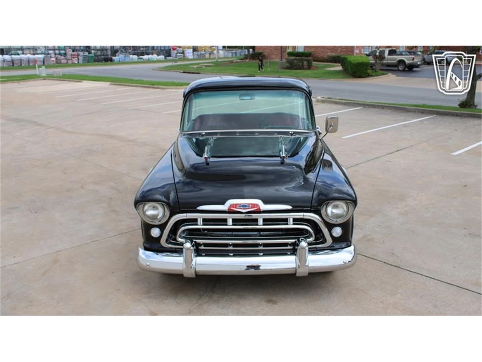 1957 Chevrolet Task Force - Image 23 of 31