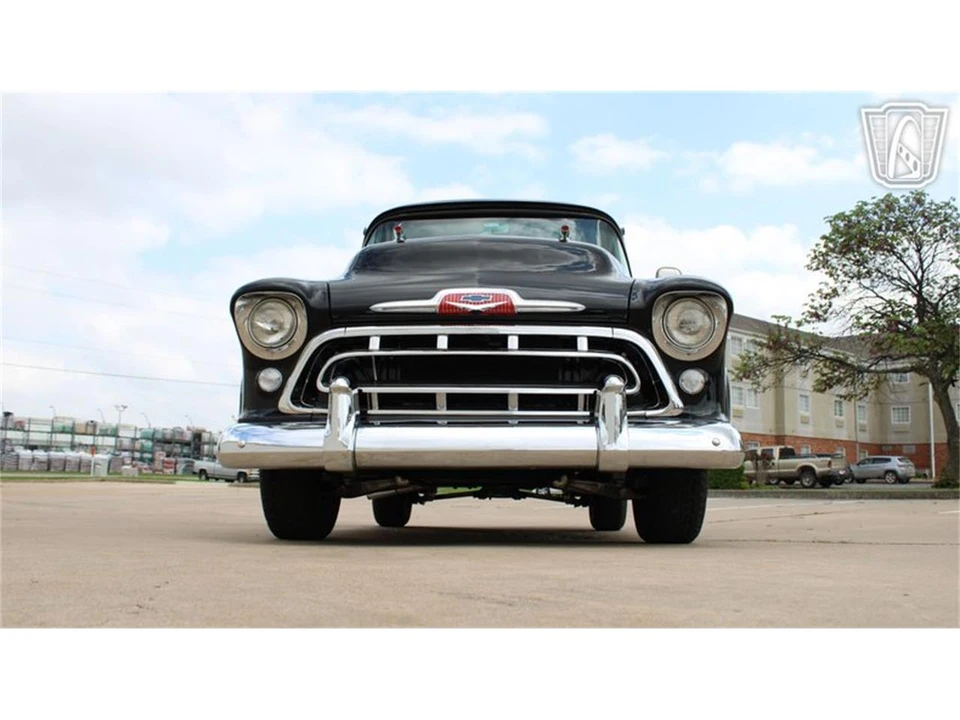 1957 Chevrolet Task Force - Image 24 of 31