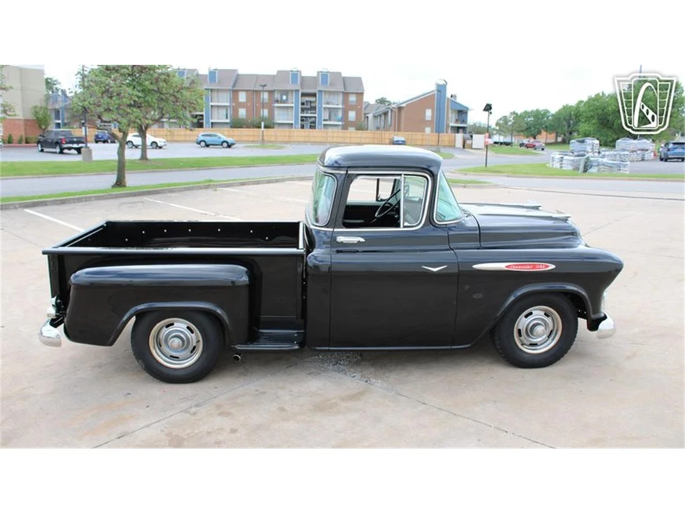 1957 Chevrolet Task Force - Image 26 of 31
