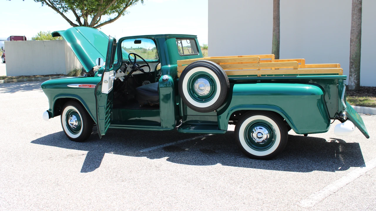 1957 Chevrolet Task Force - Image 24 of 31