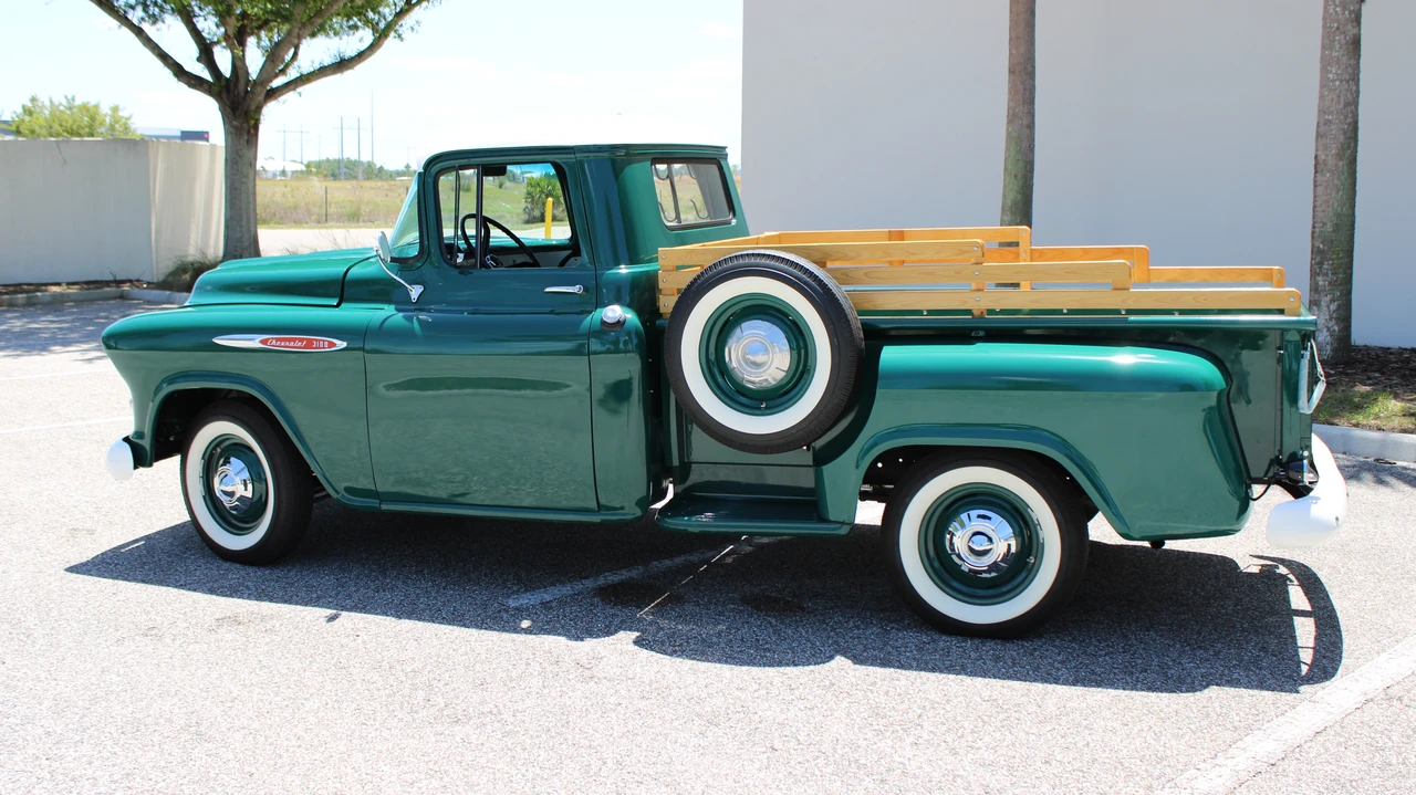 1957 Chevrolet Task Force - Image 11 of 31