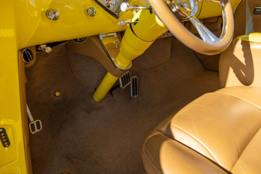 1957 Chevrolet Task Force - Image 21 of 31