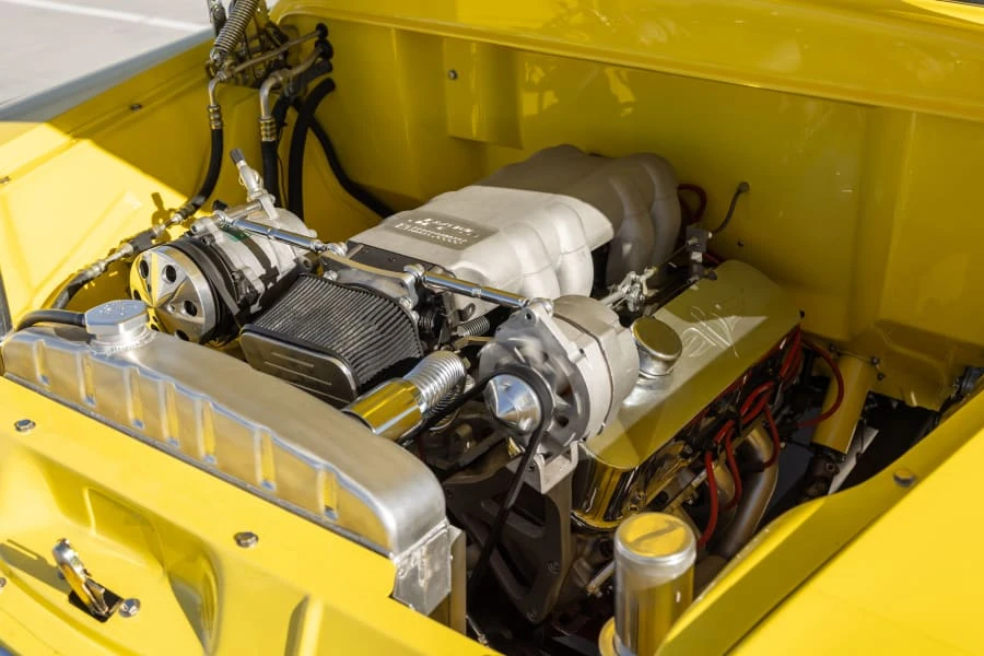 1957 Chevrolet Task Force - Image 25 of 31