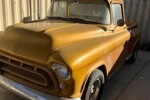 1957 Chevrolet Task Force - Image 12 of 17