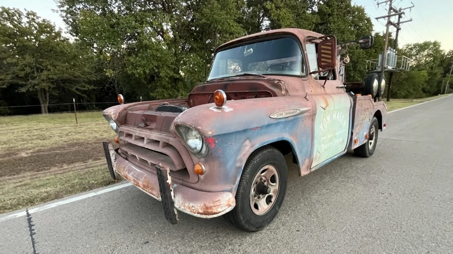 1957 Chevrolet Task Force - Image 26 of 31