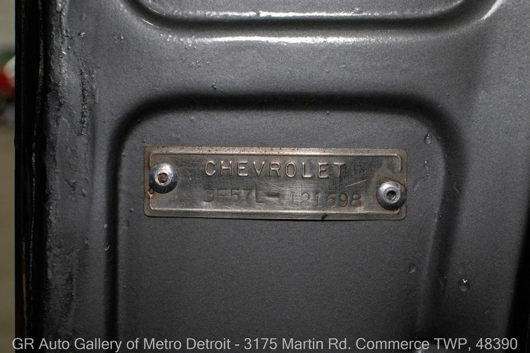 1957 Chevrolet Task Force - Image 17 of 21