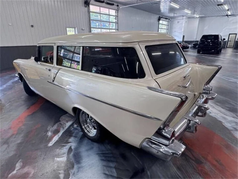 1957 Chevrolet Tri-Five Bel Air 2-Door Hardtop & Coupe - Image 3 of 18