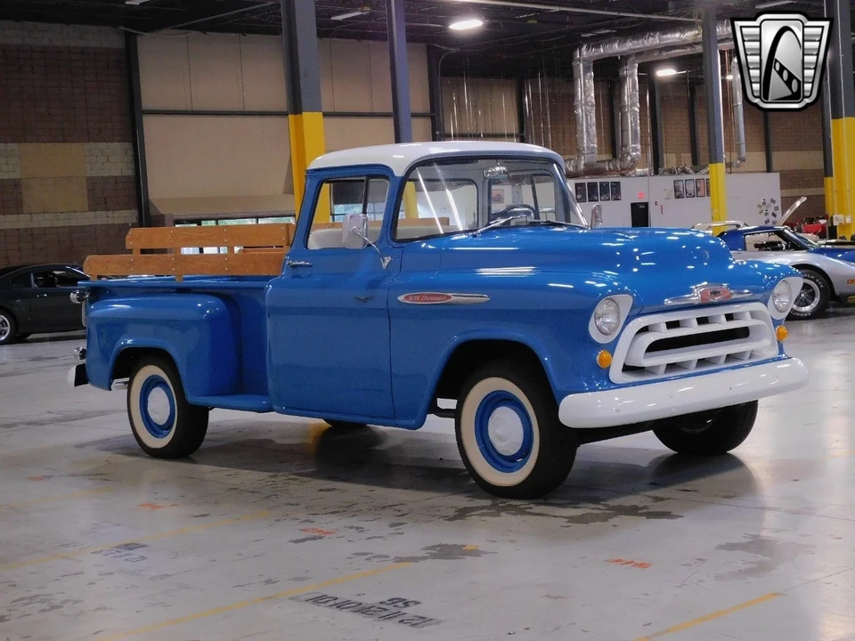 1957 Chevrolet Task Force - Image 7 of 12