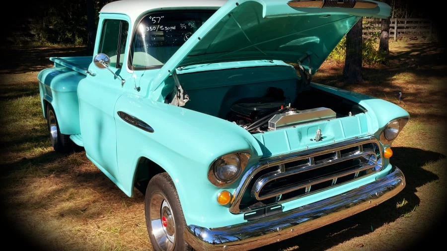 1957 Chevrolet Task Force - Image 10 of 15