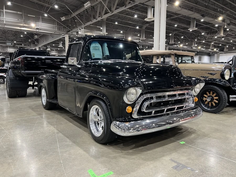 1957 Chevrolet Task Force - Image 4 of 10