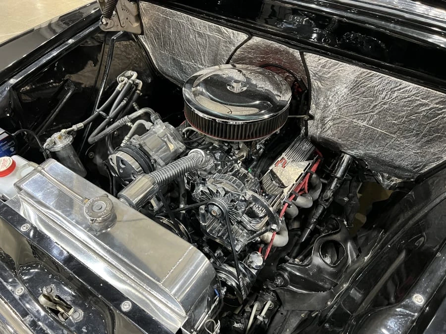 1957 Chevrolet Task Force - Image 10 of 10