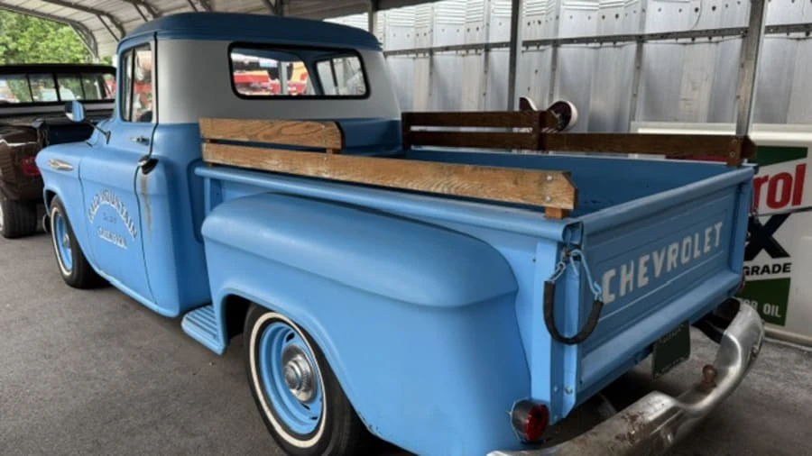 1957 Chevrolet Task Force - Image 5 of 14