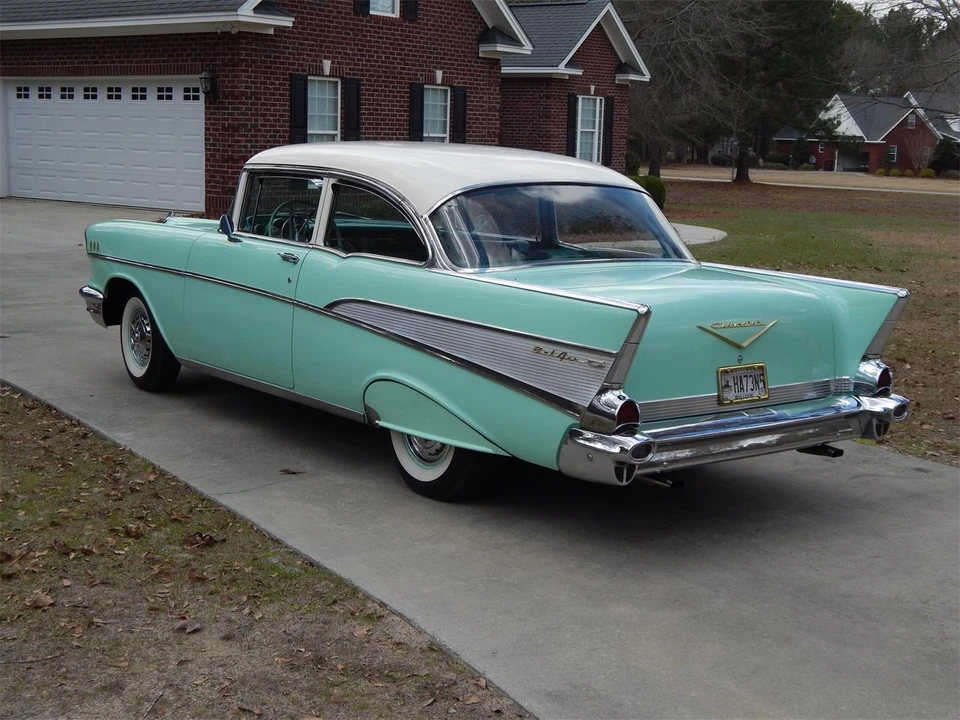 1957 Chevrolet Tri-Five Bel Air 2-Door Hardtop & Coupe - Image 3 of 31