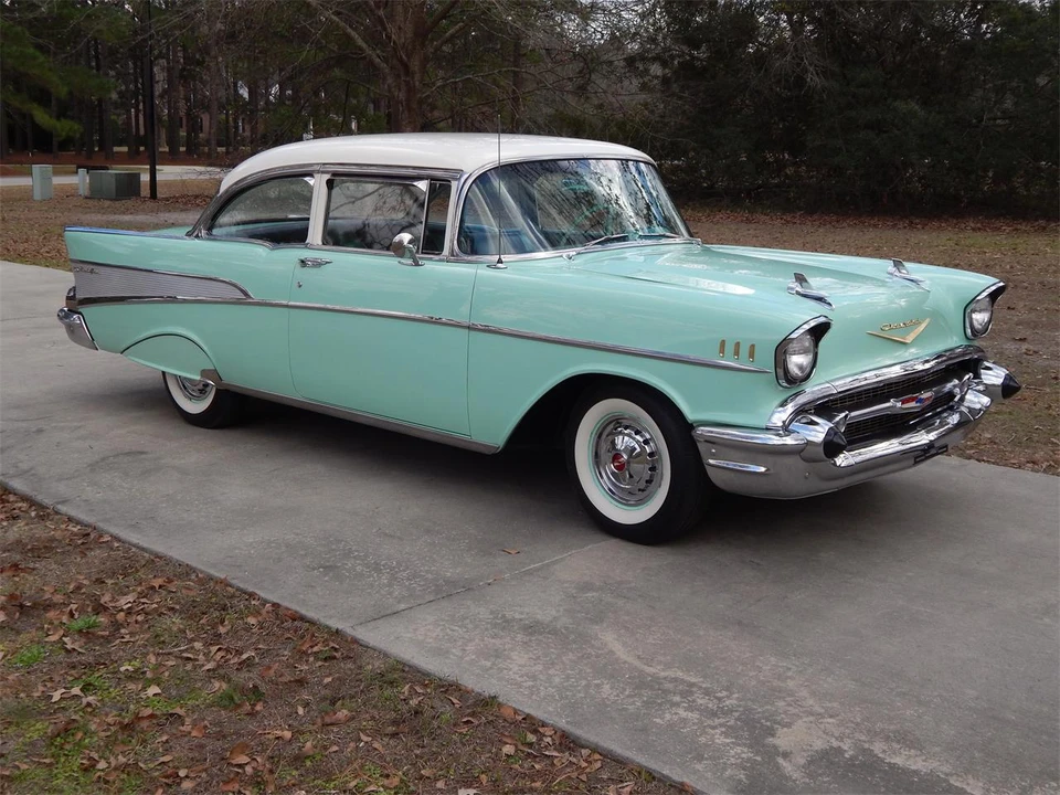 1957 Chevrolet Tri-Five Bel Air 2-Door Hardtop & Coupe - Image 6 of 31