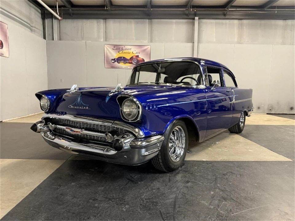 1957 Chevrolet Tri-Five Bel Air 2-Door Hardtop & Coupe - Image 10 of 31