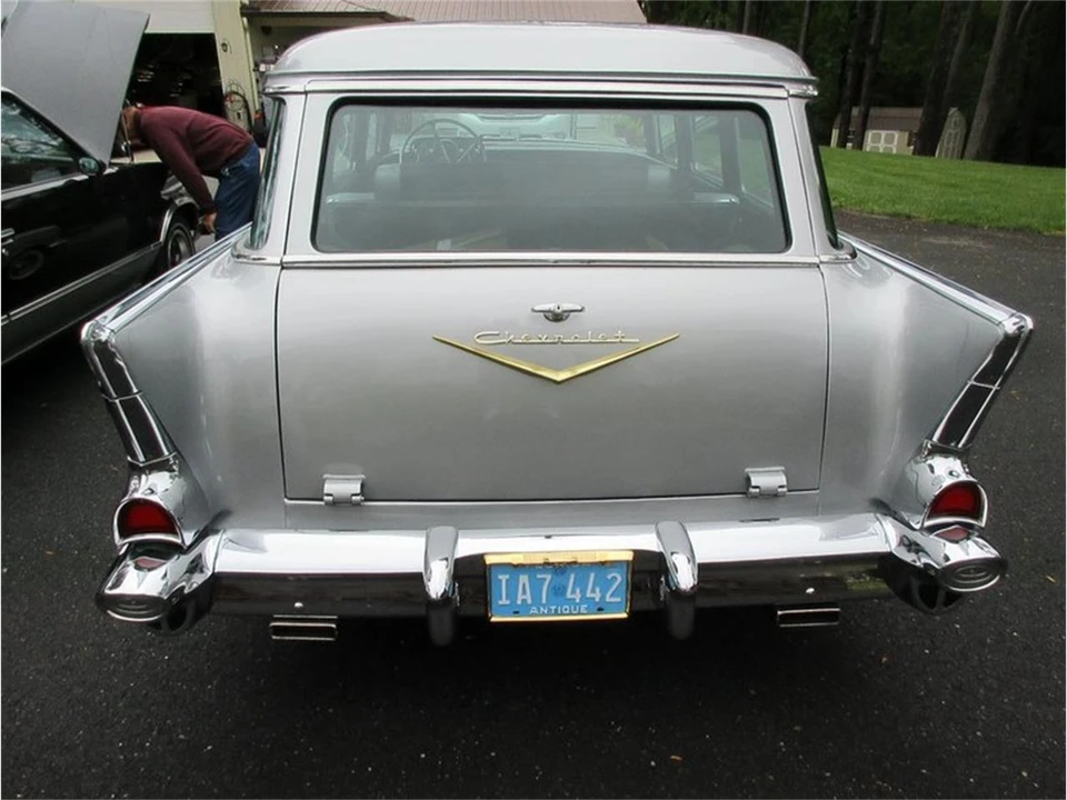 1957 Chevrolet Tri-Five Bel Air 2-Door Hardtop & Coupe - Image 6 of 31